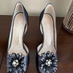 Caparros Cherish charcoal satin formal heels size 7